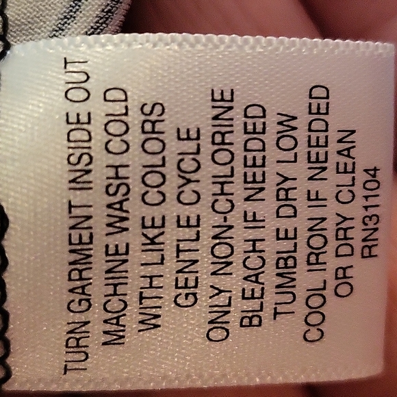 Dress - Picture 3 of 3